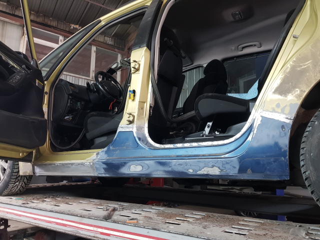 Покраска автомобиля Citroen C4 Picasso